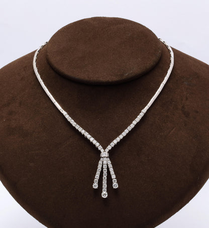https://a.1stdibscdn.com/diamond-drop-necklace-for-sale-picture-7/j_415/1612551956016/6R1A6910_master.jpg
