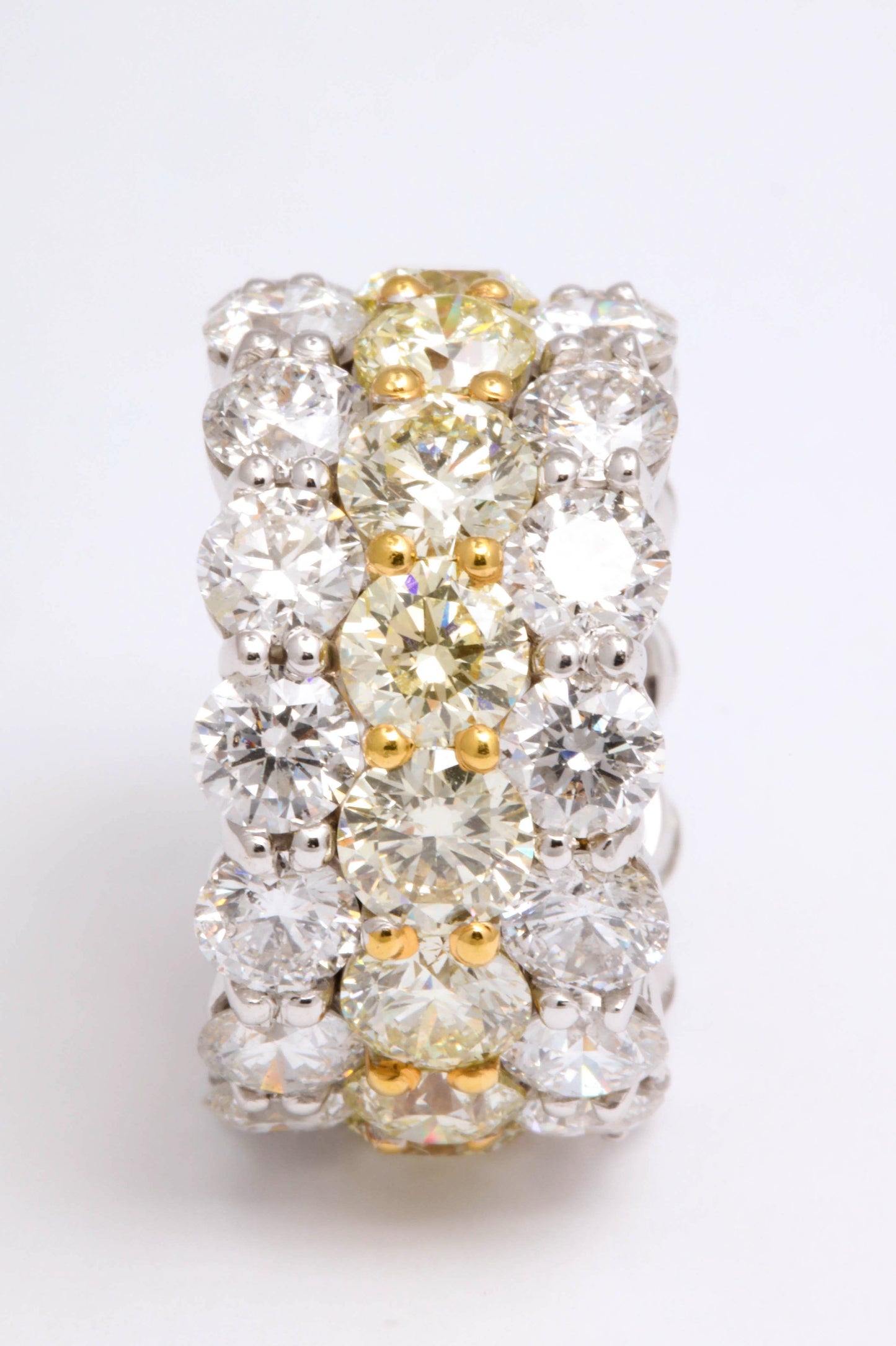 https://a.1stdibscdn.com/yellow-and-white-diamond-wide-band-for-sale-picture-5/1722654/j_54006121546976590593/6R1A6920_org_master.jpg