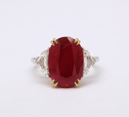 https://a.1stdibscdn.com/ruby-and-diamond-ring-for-sale-picture-3/j_415/j_143151621640711934313/6R1A8259_master.jpg