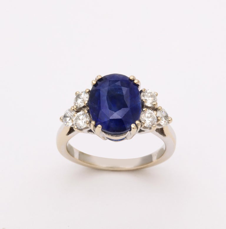 https://a.1stdibscdn.com/sapphire-and-diamond-ring-for-sale-picture-5/j_415/j_204049521695135434962/6R1A8680_master.jpg?width=768
