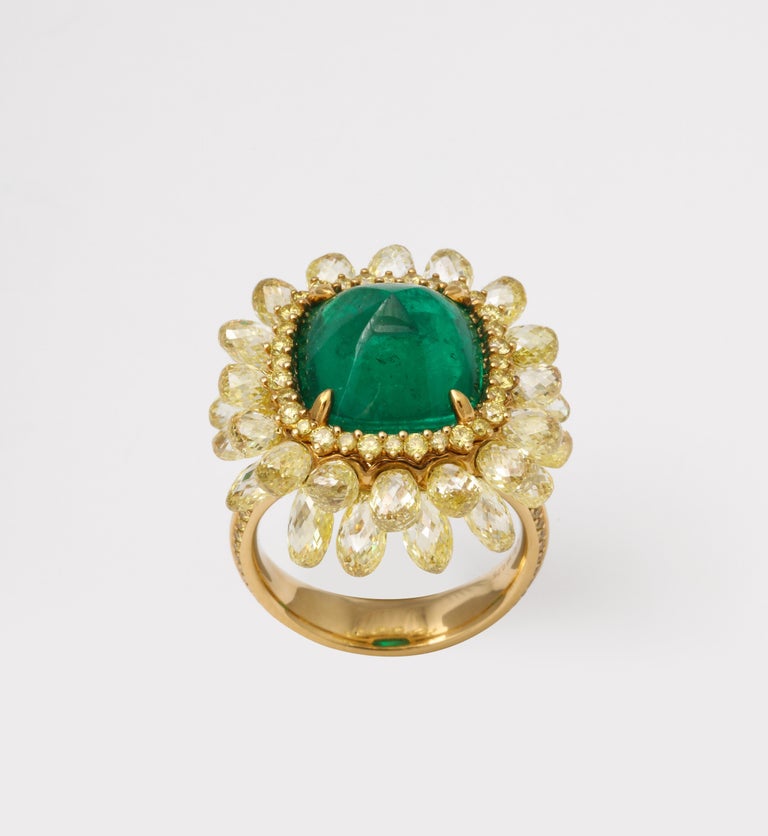 https://a.1stdibscdn.com/5-carat-sugarloaf-cabochon-emerald-and-yellow-diamond-ring-for-sale-picture-9/j_415/j_202926121694024696306/6R1A8717_master.jpg?width=768