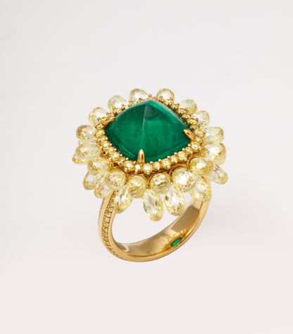 https://a.1stdibscdn.com/5-carat-sugarloaf-cabochon-emerald-and-yellow-diamond-ring-for-sale-picture-10/j_415/j_202926121694024696658/6R1A8718_master.jpg