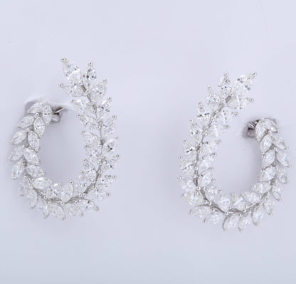 https://a.1stdibscdn.com/marquise-diamond-swirl-earring-for-sale-picture-3/0/j_45216831530288140780/6R1A9116_master.jpg