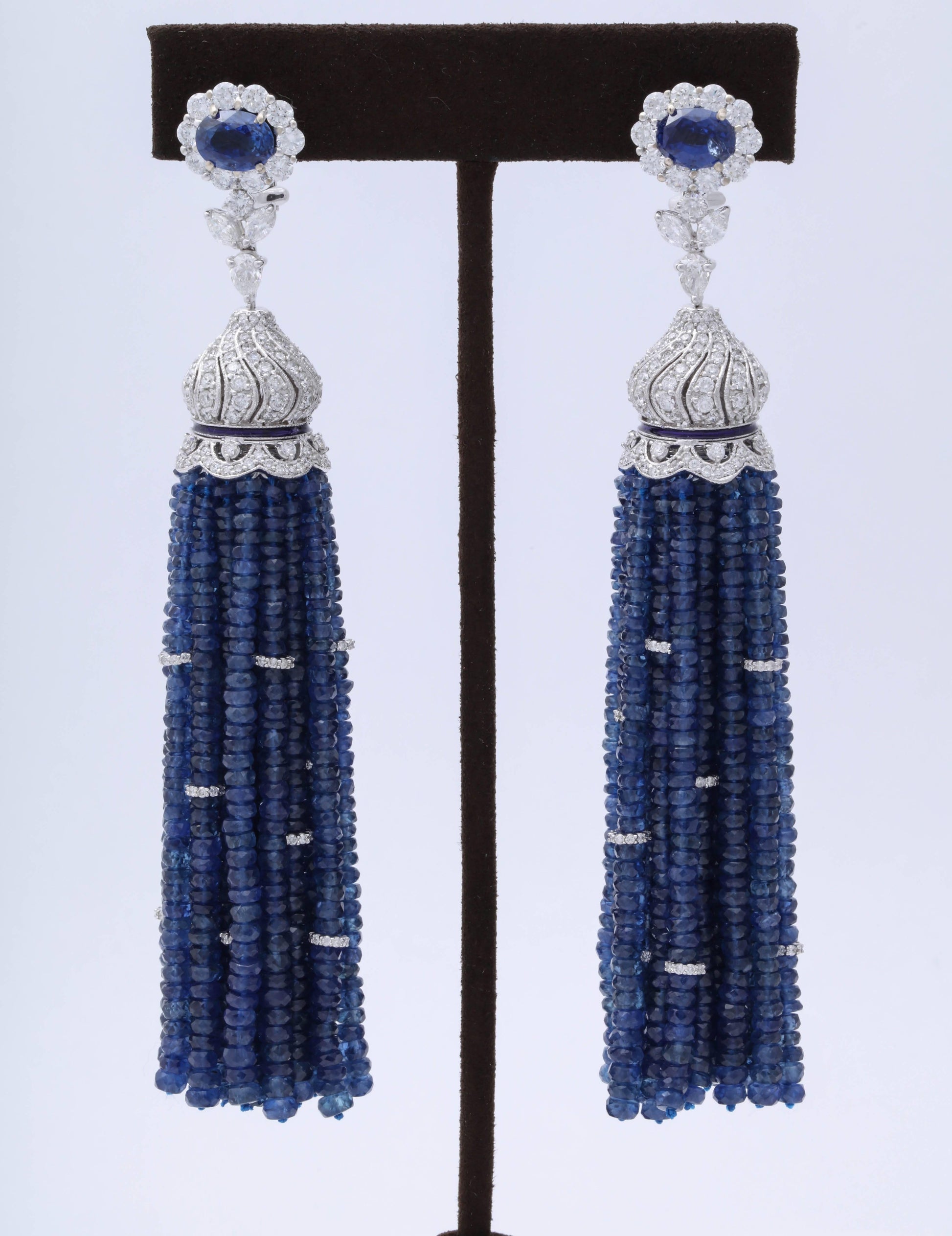 https://a.1stdibscdn.com/sapphire-and-diamond-tassel-earrings-for-sale-picture-3/0/j_45217131530288198188/6R1A9160_master.jpg