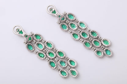 https://a.1stdibscdn.com/green-emerald-chandelier-earrings-for-sale-picture-6/0/j_42665231525894036366/6R1A9338_master.jpg