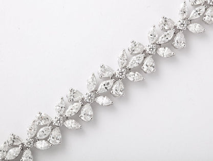 https://a.1stdibscdn.com/diamond-bracelet-for-sale-picture-8/j_415/j_166500321659966980222/6R1A9468_master.jpg?width=768
