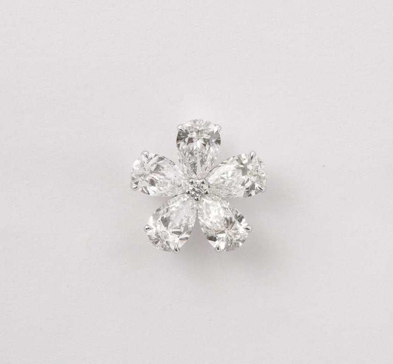 https://a.1stdibscdn.com/diamond-flower-earrings-for-sale-picture-5/j_415/j_169630021663010314215/6R1A9505_master.jpg?width=768