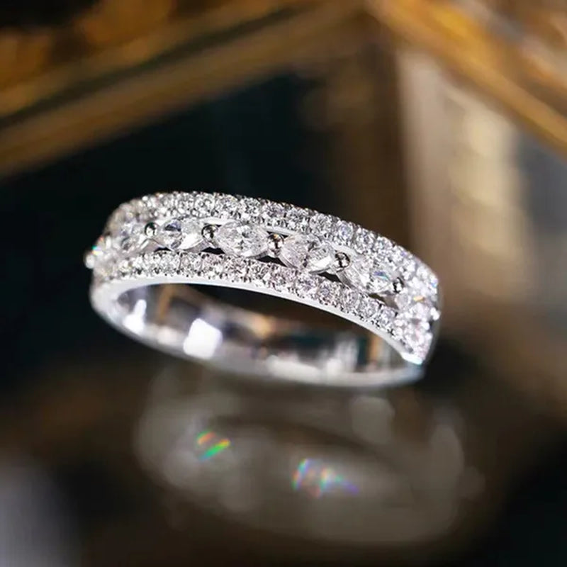 Women's Fashion Ring Marquise Cut Rings for Women Princess Proposal Engagement Party Accessories Elegant Female Bride Wedding Band Anniversary Gift Size 4-12 Bague Femme