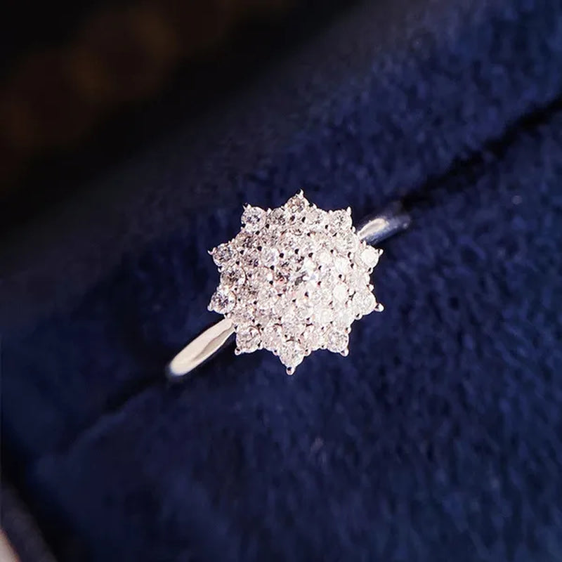 Women'S Fashion 925 Sterling Silver Full Diamond Ring White Sapphire Moissanite Jewelry for Women Rings Elegant Bride Proposal Engagement Wedding Accessories Party Band Anniversary Gift Size 4-11 Bague Femme