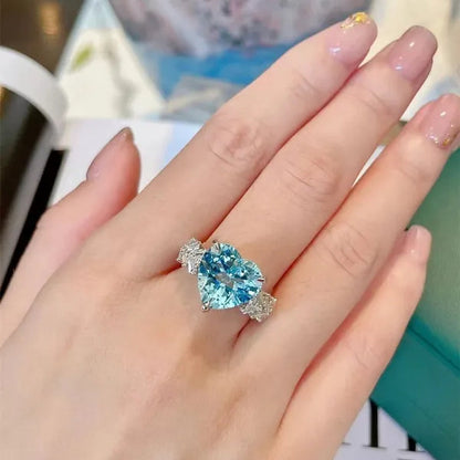 Exquisite Silver-Plated Natural Sapphire Ring Luxury Fashion Square Diamond Embellished Heart Shaped Gemstone Ring Wedding Anniversary Romantic Anniversary Gift Handmade Jewelry Index Finger Ring