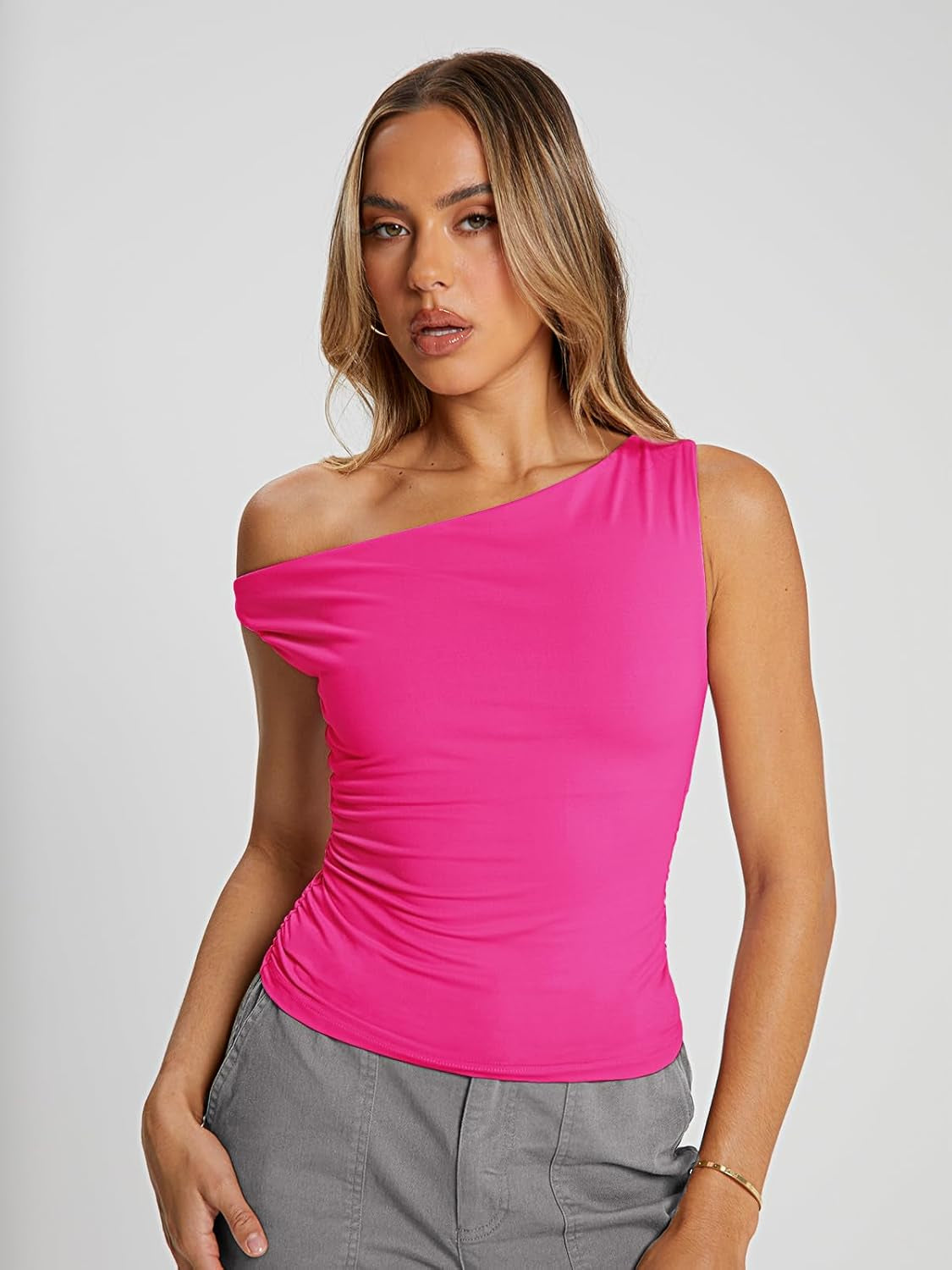 Womens Summer Tops Spring T Shirts Crop Tank Top Fashion Clothes Workout Gym Beach Vacation Outfits 2025