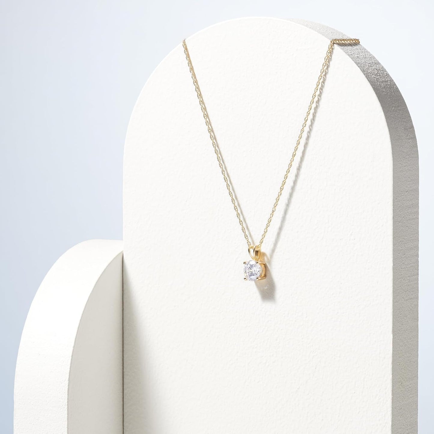 Plated Sterling Silver Cubic Zirconia round Cut Solitaire Pendant Necklace, 18" (Previously Amazon Collection)