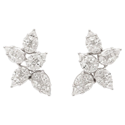 https://a.1stdibscdn.com/cluster-diamond-earrings-for-sale/j_415/j_144397721641928366445/j_14439772_1641928367468_bg_processed.jpg?width=768
