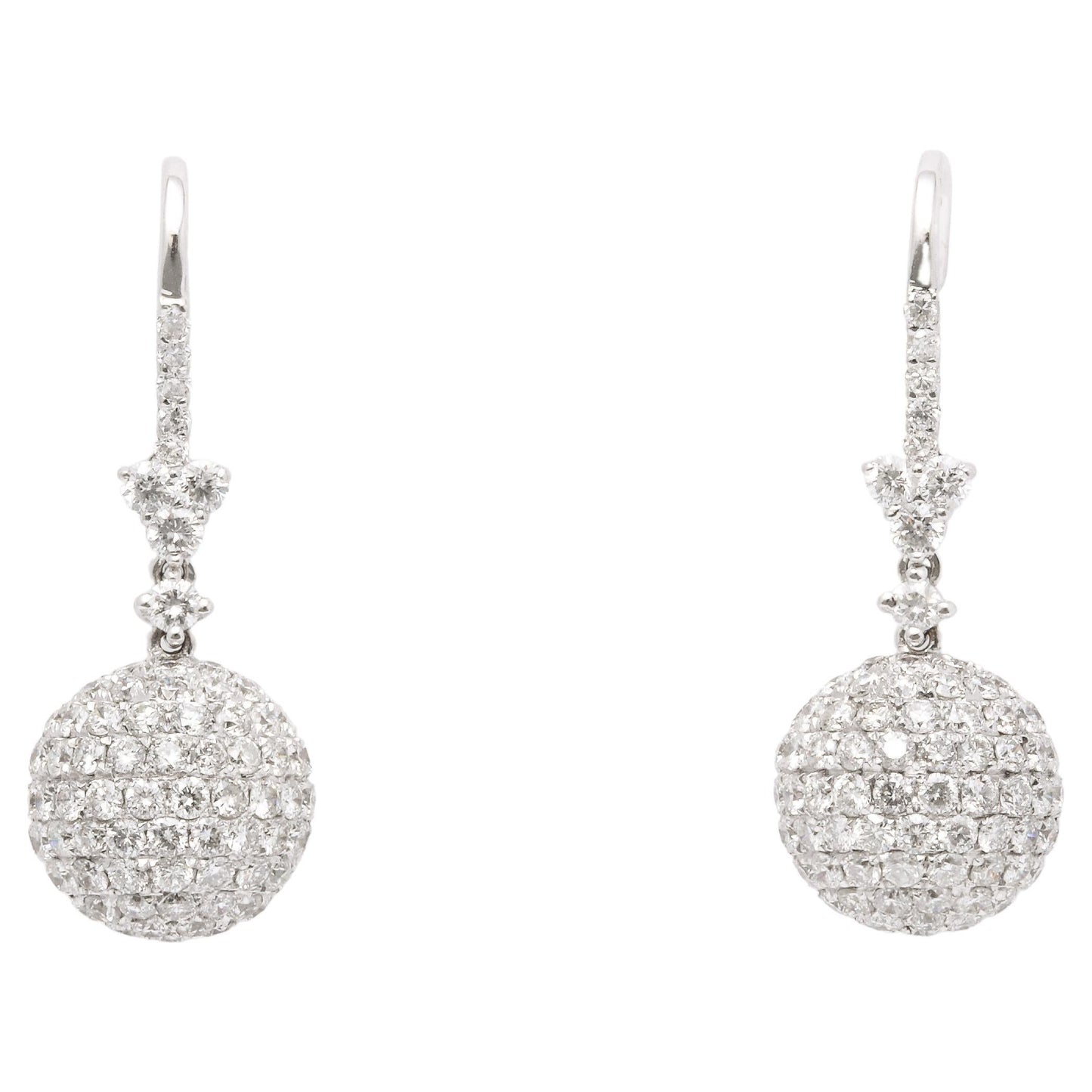 https://a.1stdibscdn.com/diamond-drop-earring-for-sale/j_415/j_172984921666016263831/j_17298492_1666016264484_bg_processed.jpg