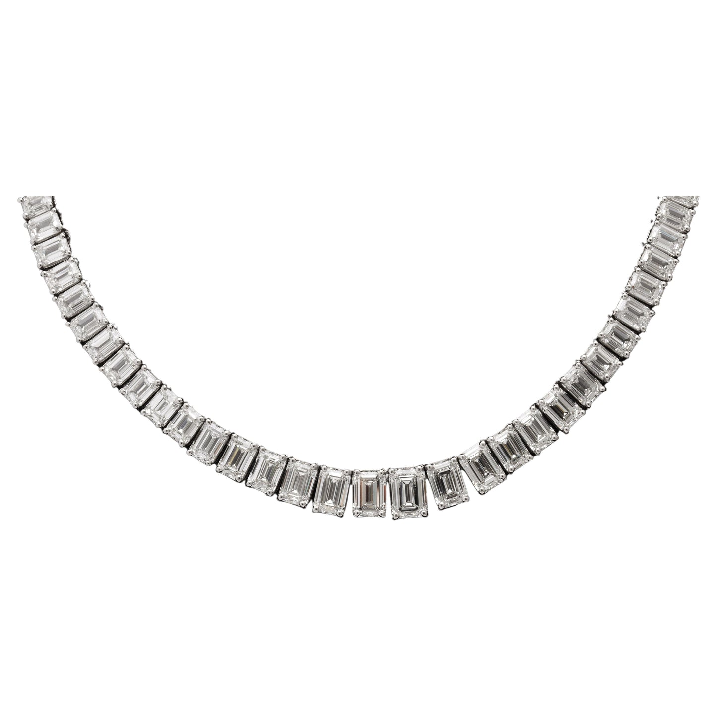 https://a.1stdibscdn.com/emerald-cut-diamond-necklace-for-sale/j_415/j_180730421672327816486/j_18073042_1672327818174_bg_processed.jpg