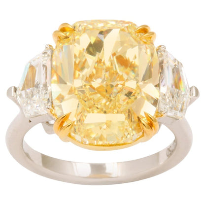 https://a.1stdibscdn.com/10-carat-fancy-yellow-diamond-ring-for-sale/j_415/j_194448221685540794553/j_19444822_1685540795293_bg_processed.jpg?width=768