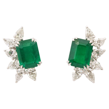 https://a.1stdibscdn.com/emerald-and-diamond-earring-for-sale/j_415/j_194451121685541508444/j_19445112_1685541509365_bg_processed.jpg