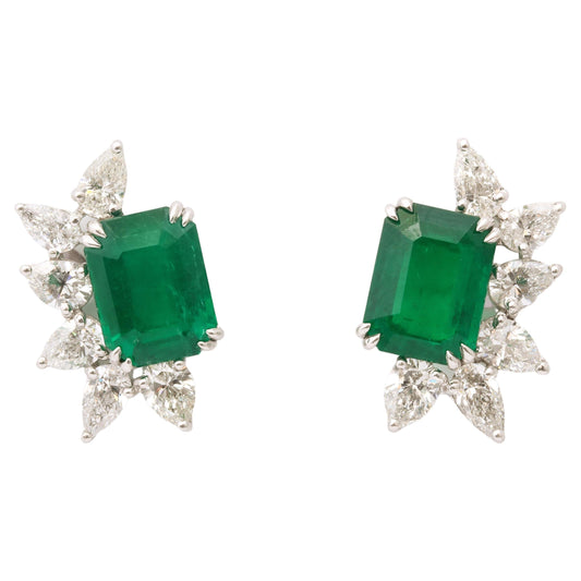 https://a.1stdibscdn.com/emerald-and-diamond-earring-for-sale/j_415/j_194451121685541508444/j_19445112_1685541509365_bg_processed.jpg