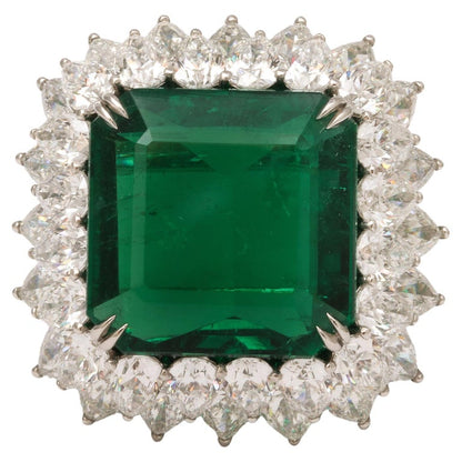 https://a.1stdibscdn.com/13-carat-emerald-and-diamond-ring-for-sale/j_415/j_203160921694195622762/j_20316092_1694195623624_bg_processed.jpg?width=768