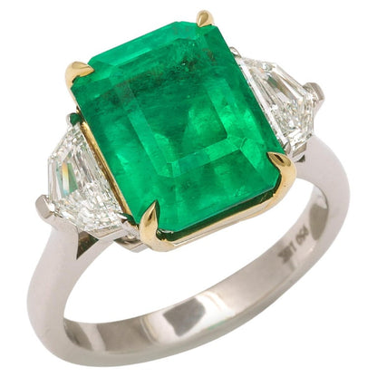 https://a.1stdibscdn.com/colombian-vivid-green-emerald-ring-for-sale/j_415/j_237617321723470398179/j_23761732_1723470398749_bg_processed.jpg?width=768