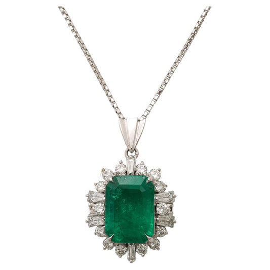 https://a.1stdibscdn.com/colombian-emerald-and-diamond-pendant-for-sale/j_415/j_237617621723470538630/j_23761762_1723470539557_bg_processed.jpg?width=768